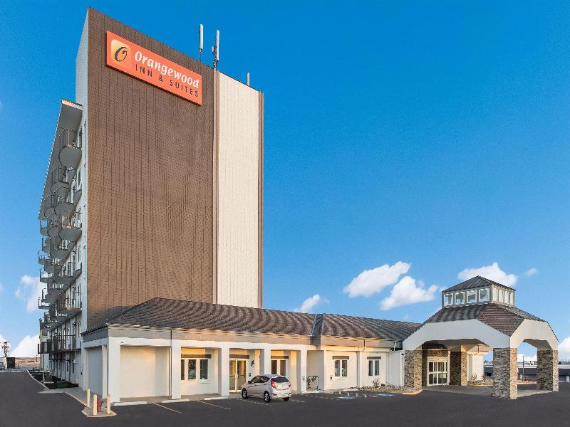 Orangewood Inn & Suites Kansas City Airport image