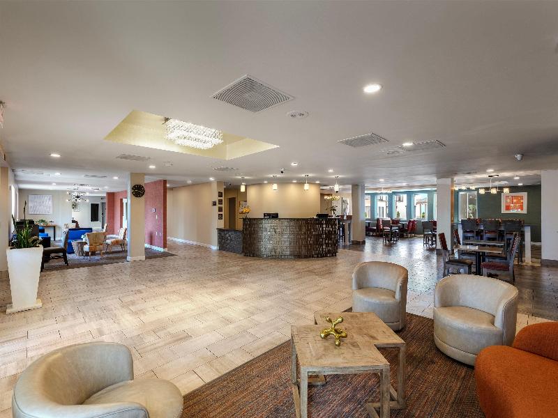 Orangewood Inn & Suites Kansas City Airport image