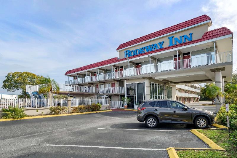 Rodeway Inn Clearwater-Largo image