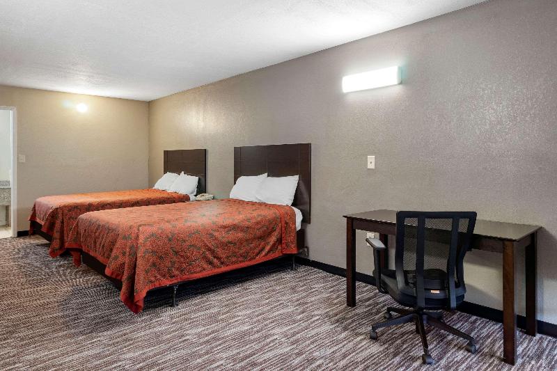 Rodeway Inn Clearwater-Largo image