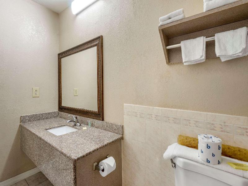 Rodeway Inn Clearwater-Largo image