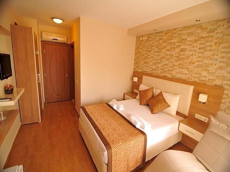 Papirus Hotel image
