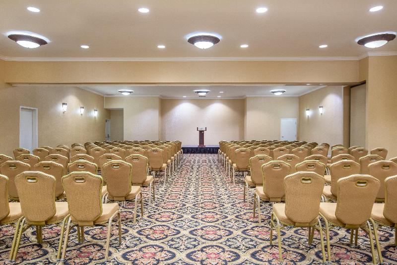 Crowne Plaza San Diego