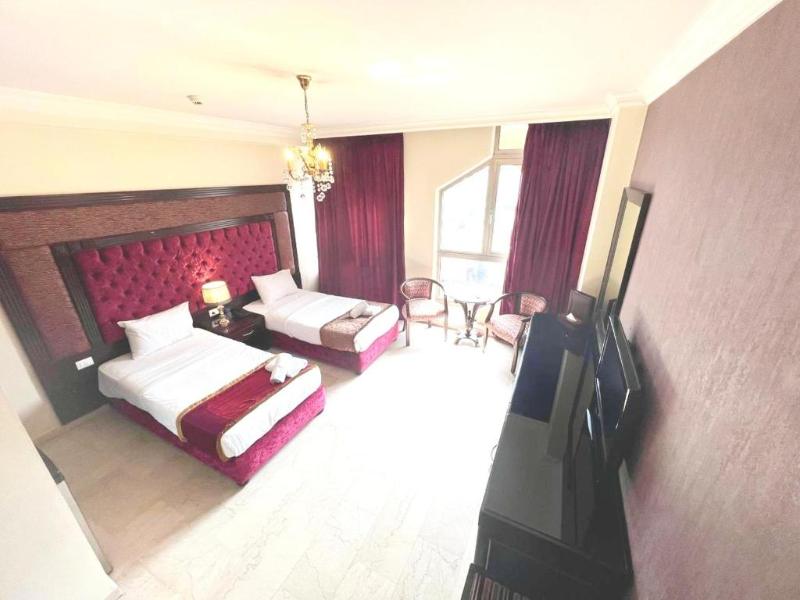 Queens Suite Hotel image