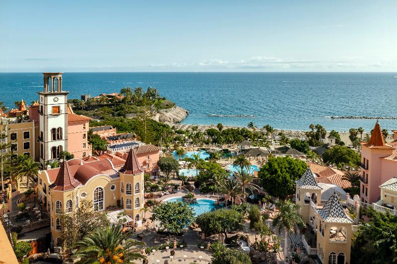 Bahia del Duque Las Villas Resort image