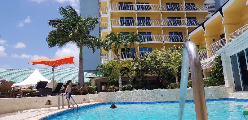 Stay in style at Radisson Aquatica Resort Barbados