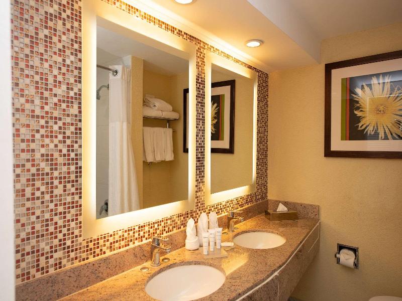 Stay in style at Radisson Aquatica Resort Barbados