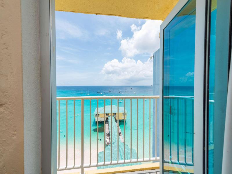 Stay in style at Radisson Aquatica Resort Barbados