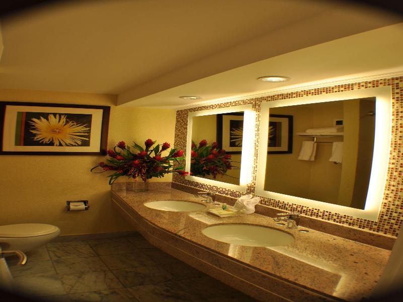 Stay in style at Radisson Aquatica Resort Barbados