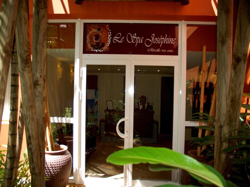 Carayou Hotel & Spa image