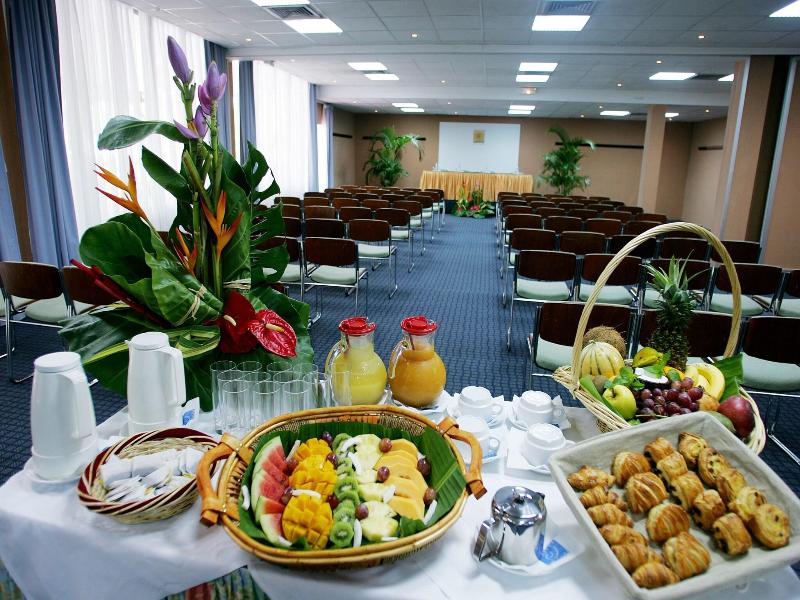 Carayou Hotel & Spa image