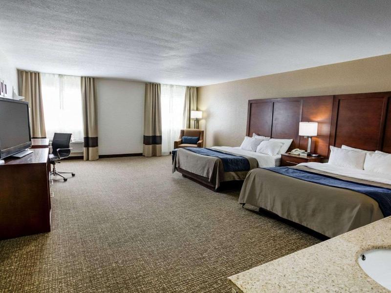 Comfort Inn Kearney Liberty image