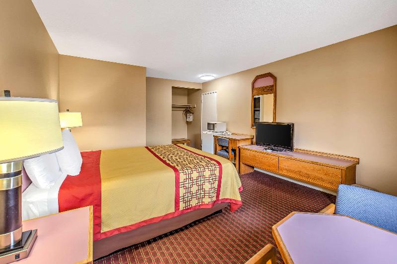 Rodeway Inn Ashland image