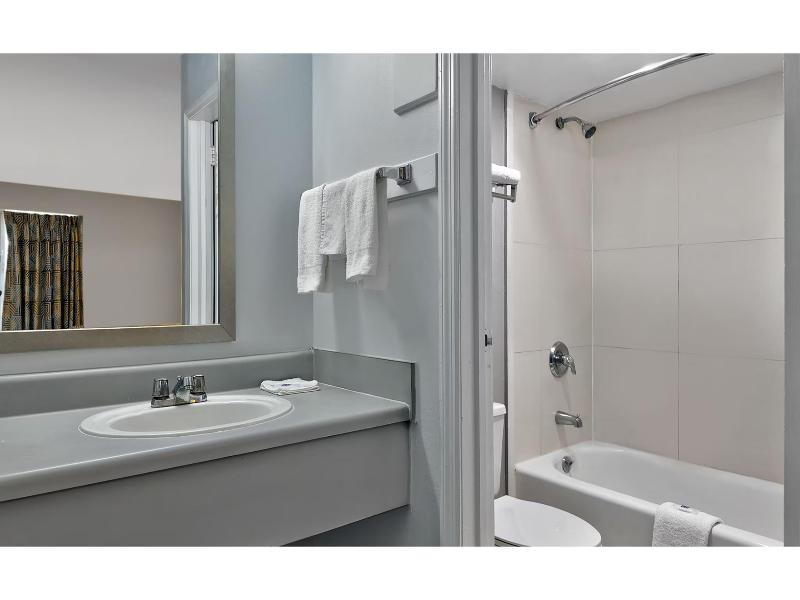 Motel 6 Mcdonough, Ga image