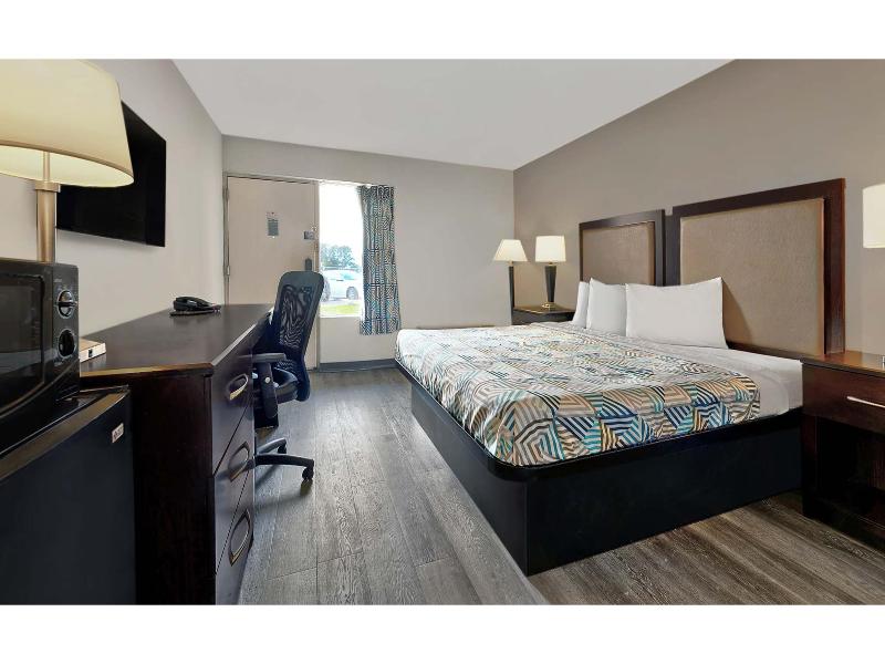 Motel 6 Mcdonough, Ga image