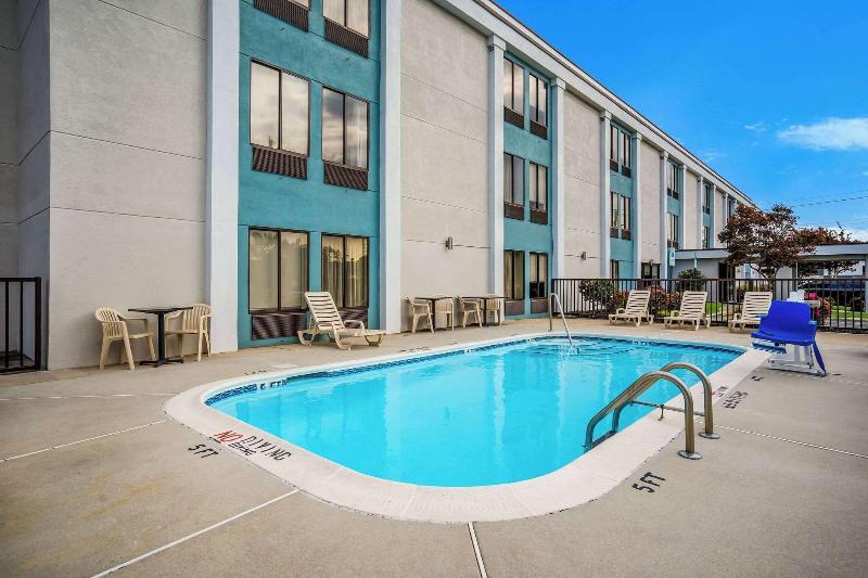 Quality Inn Jacksonville near Camp Lejeune image