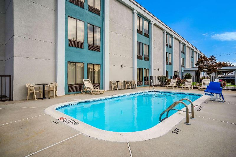Quality Inn Jacksonville near Camp Lejeune image
