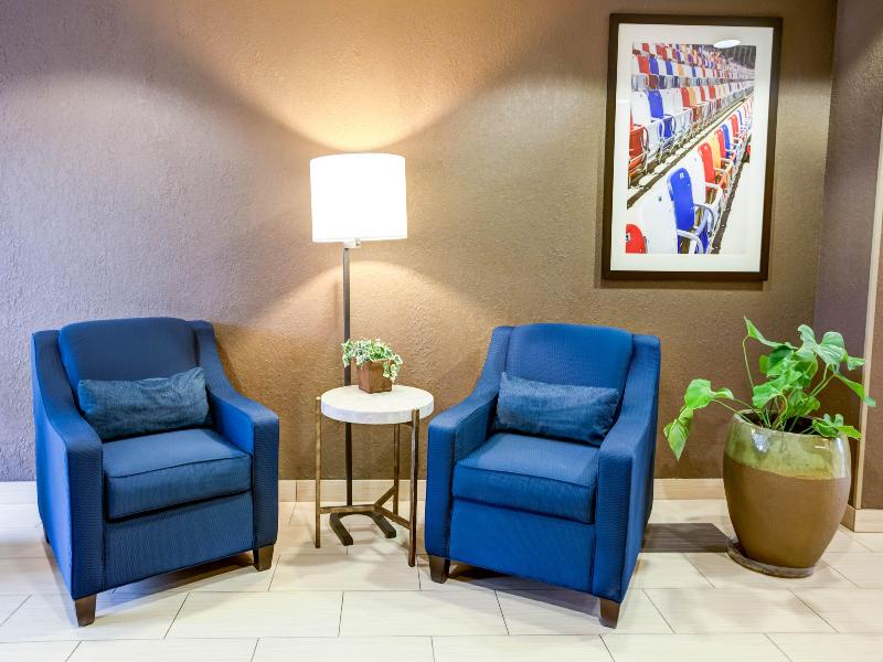 Charlotte Suites by IHG image