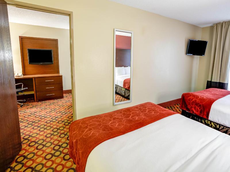 Charlotte Suites by IHG image
