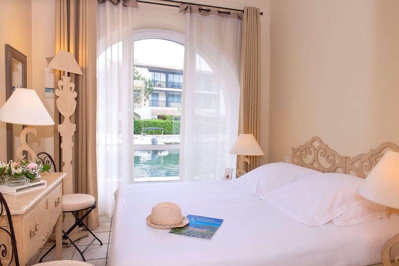 Le Suffren Hotel image