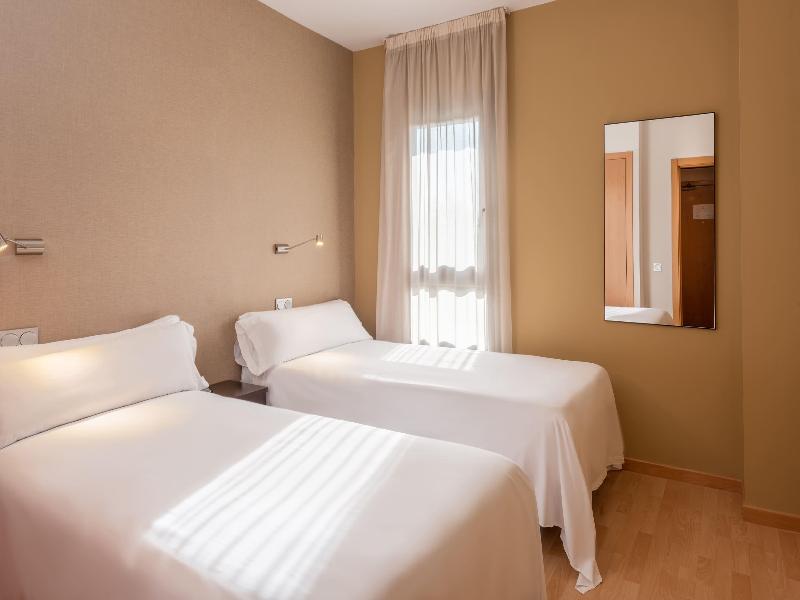 Madrid Airport Suites Affiliated By Melia image
