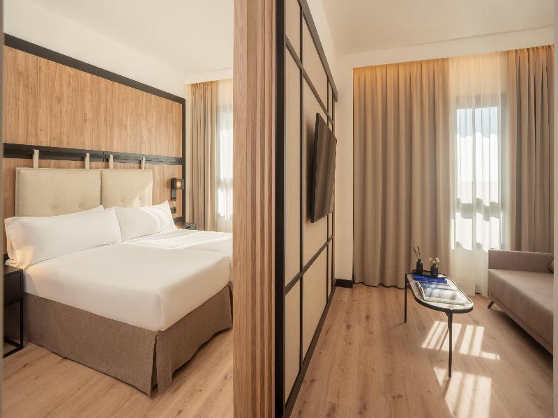 Madrid Airport Suites Affiliated By Melia image