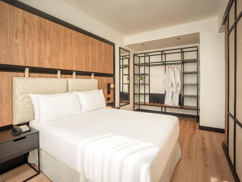 Madrid Airport Suites Affiliated By Melia image