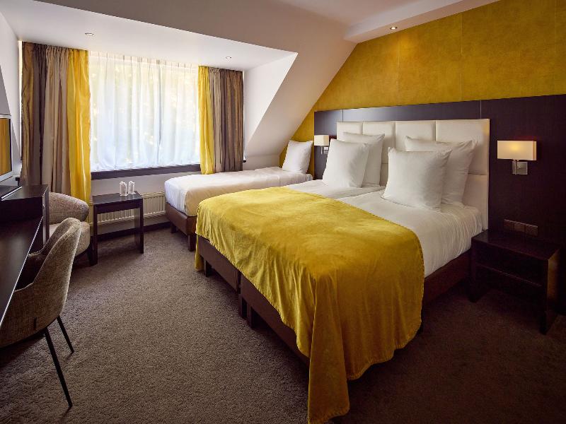 Moers van der Valk Hotel image