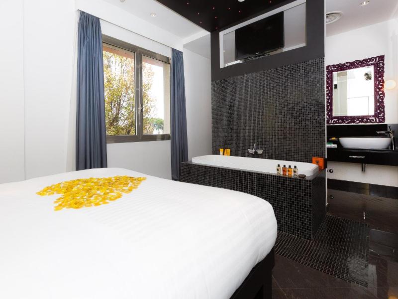 Jc Hotel image
