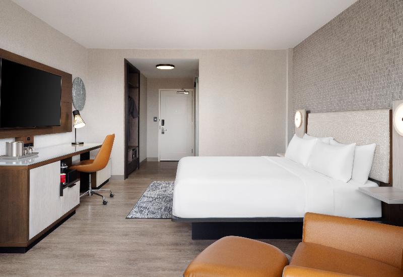 AC Hotel by Marriott Arlington National Landing image