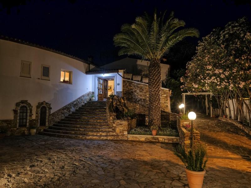 Hotel Ristorante L'Aragosta image