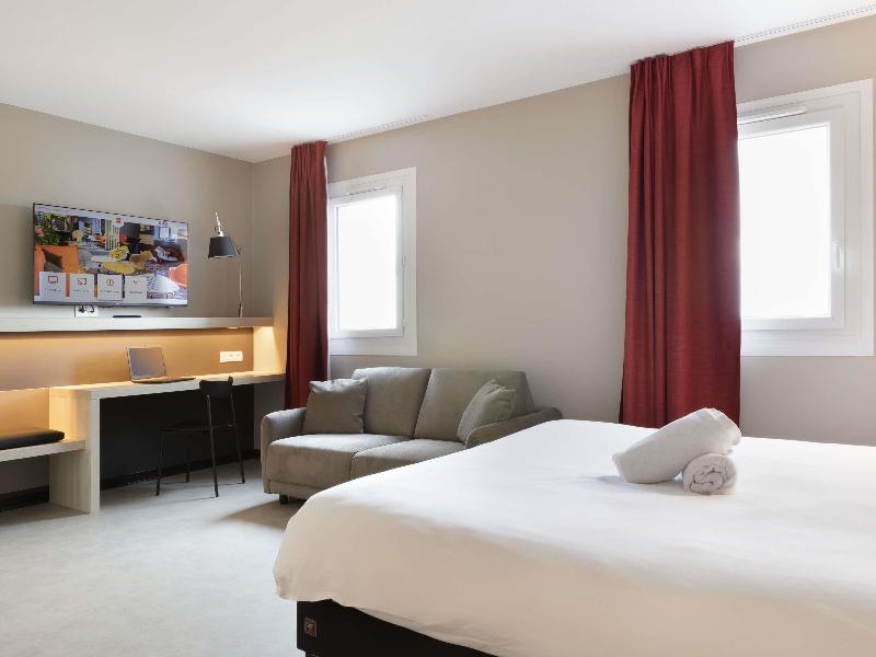 Ibis Douai Dechy image