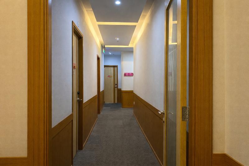 Smart Hotel image