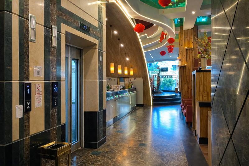 Smart Hotel image