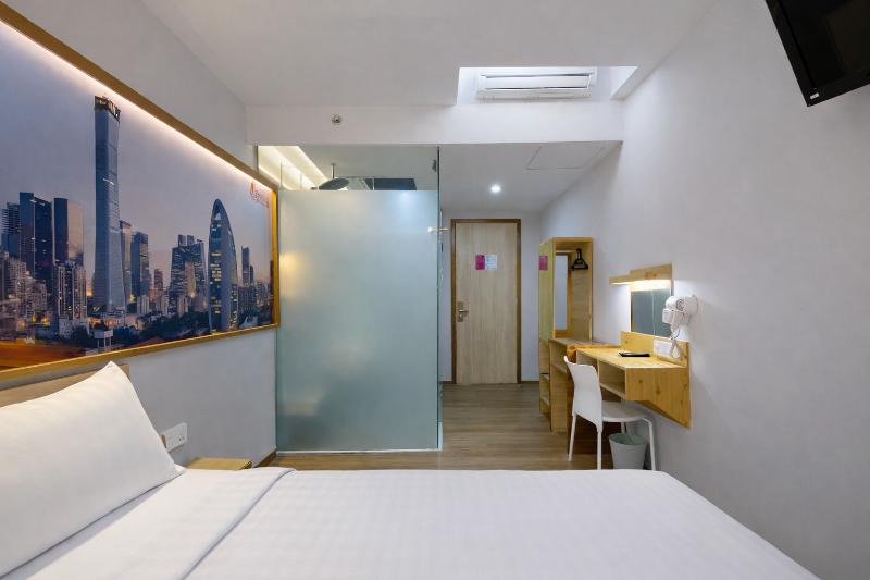 Smart Hotel image