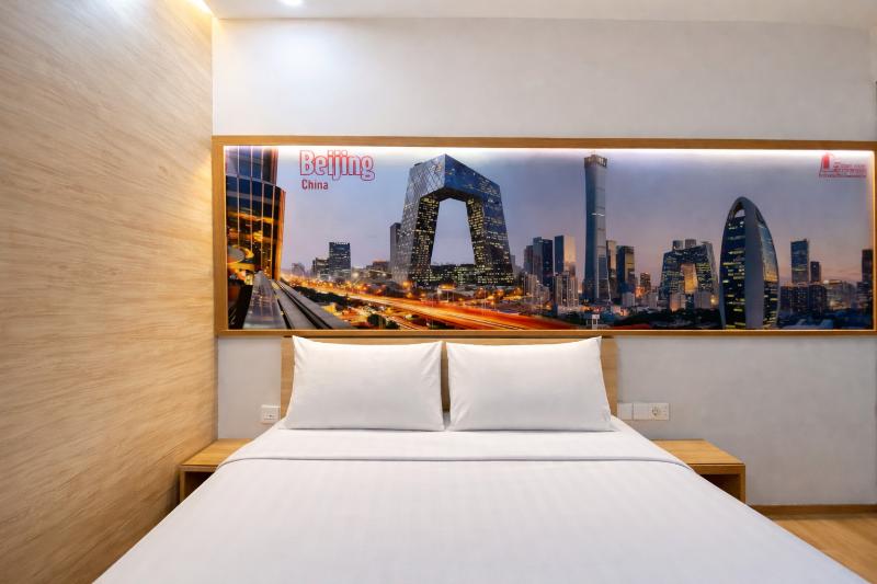 Smart Hotel image