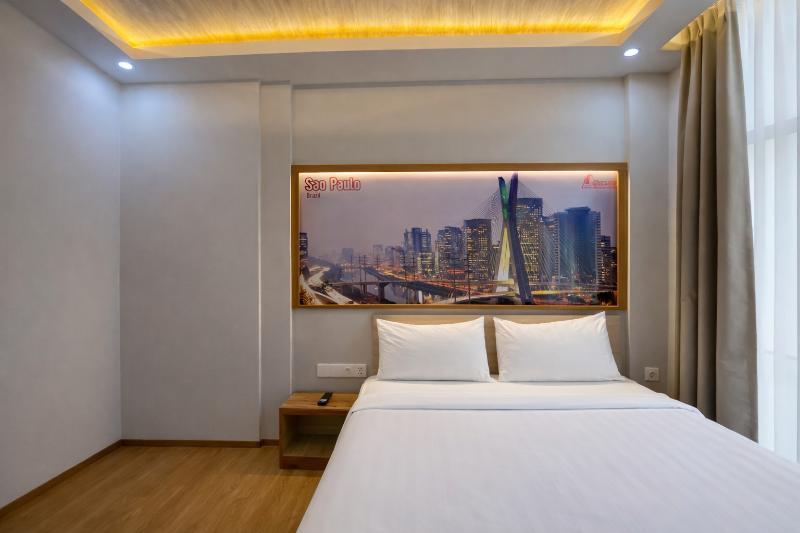 Smart Hotel image