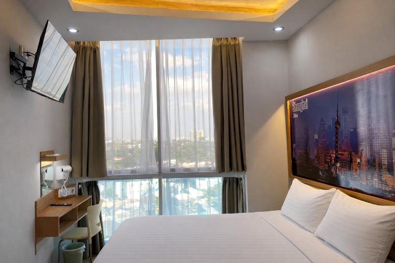 Smart Hotel image