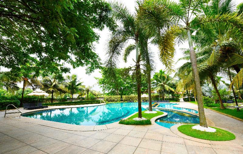 Crowne Plaza Kochi Crowne Plaza Kochi