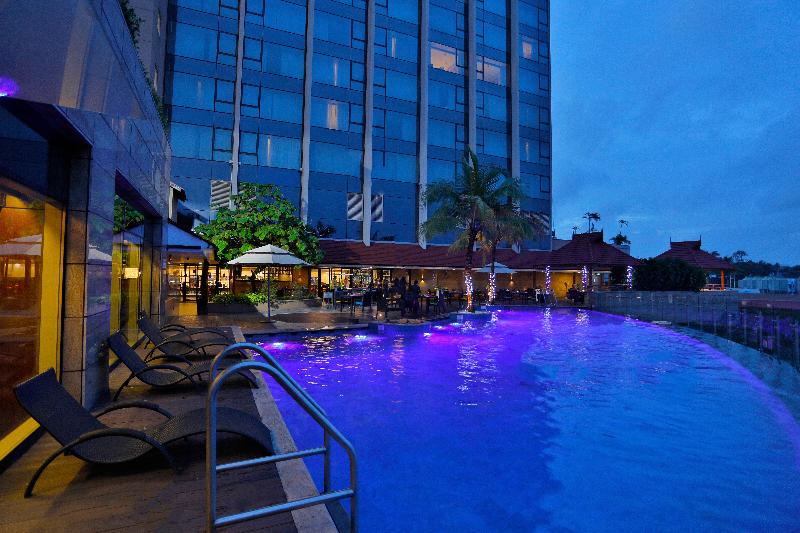 Crowne Plaza Kochi Crowne Plaza Kochi