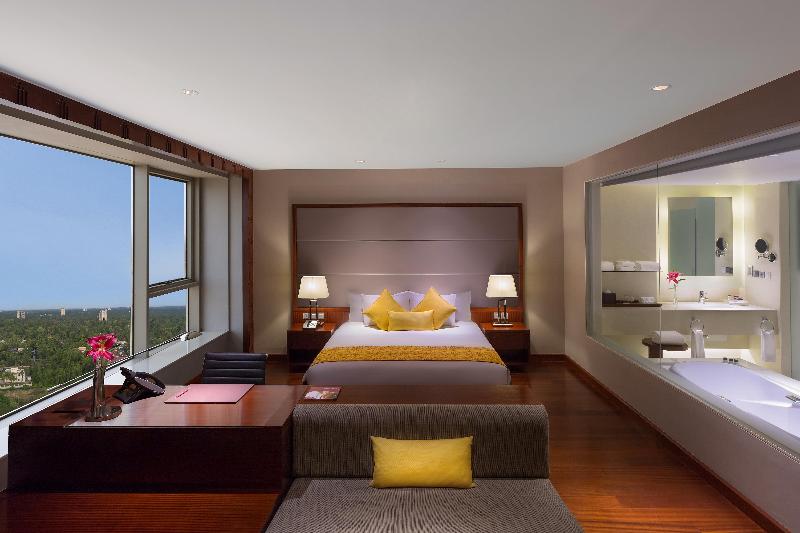 Crowne Plaza Kochi Crowne Plaza Kochi
