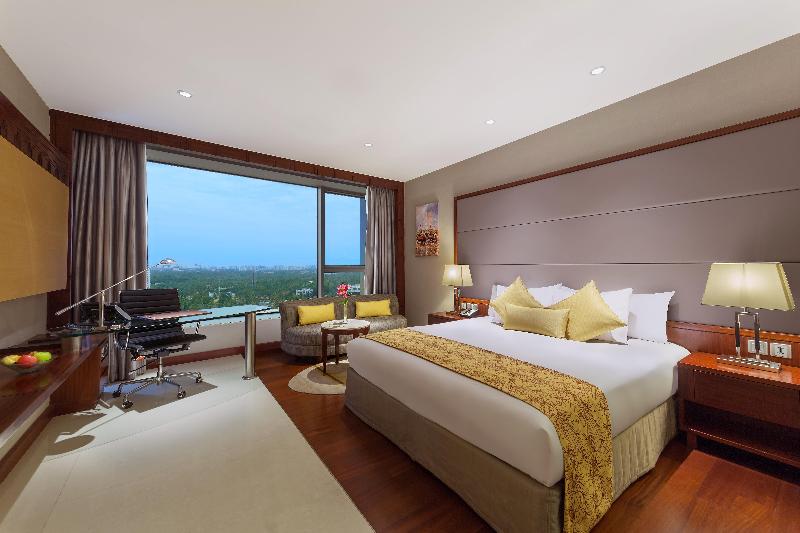 Crowne Plaza Kochi Crowne Plaza Kochi