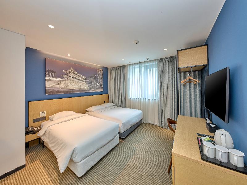 Klaven Hotel Myeongdong City Hall image