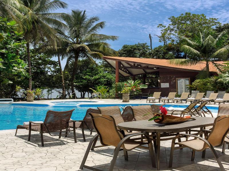 Aninga Lodge image