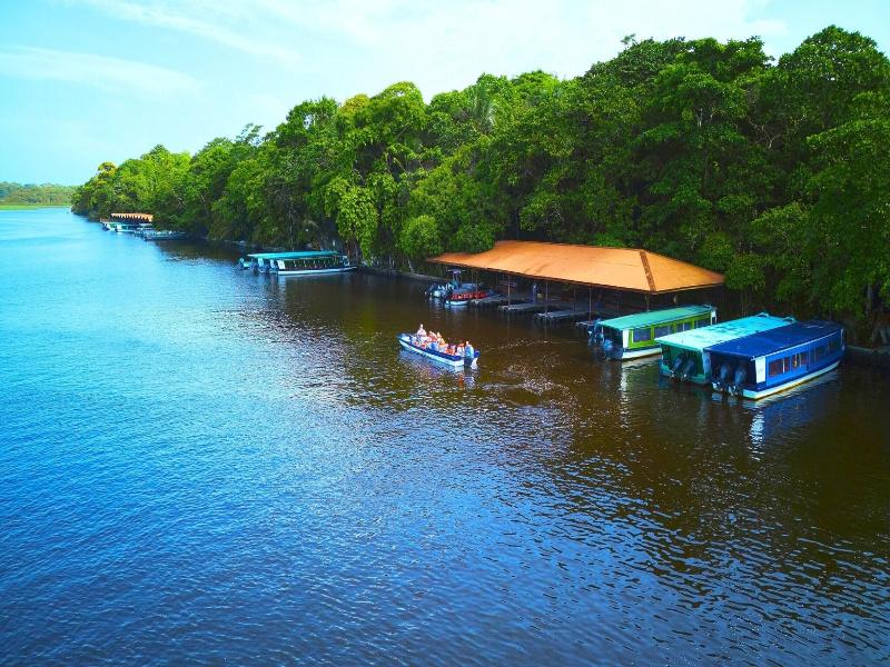 Aninga Lodge image