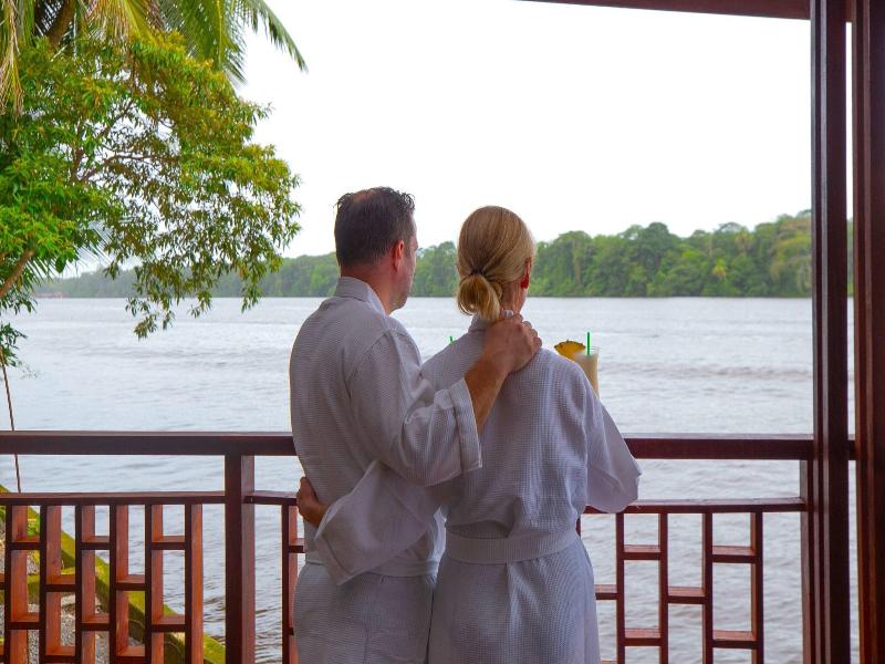 Aninga Lodge image