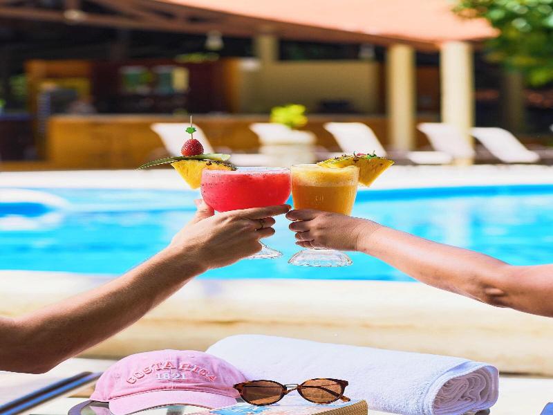 Aninga Lodge image