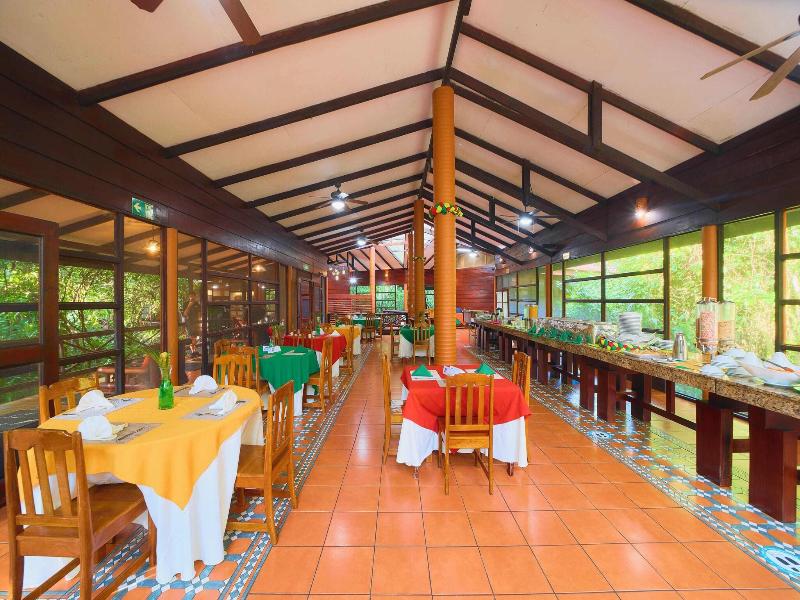 Aninga Lodge image