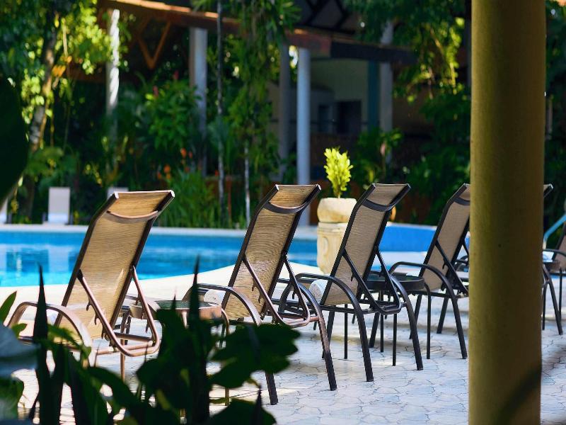 Aninga Lodge image