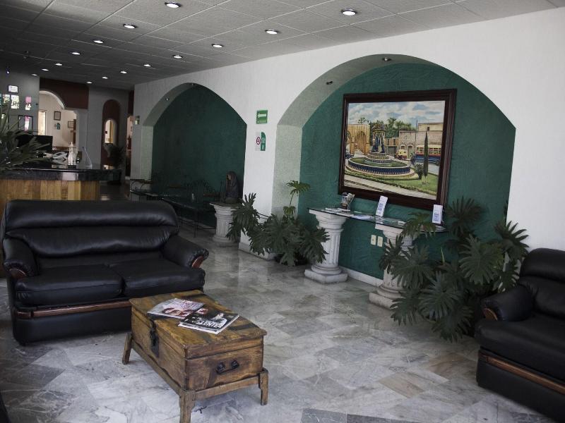 ESTANZA HOTEL SUITES